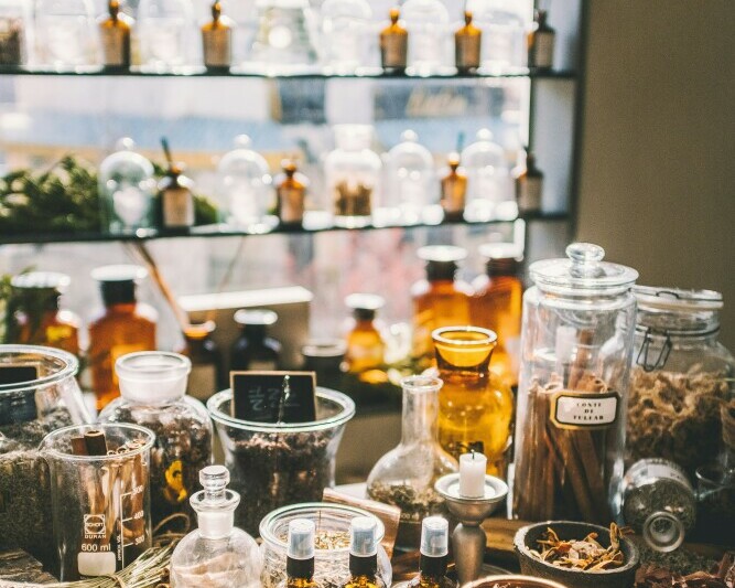Natural Cosmetics - Organic Tea Healing