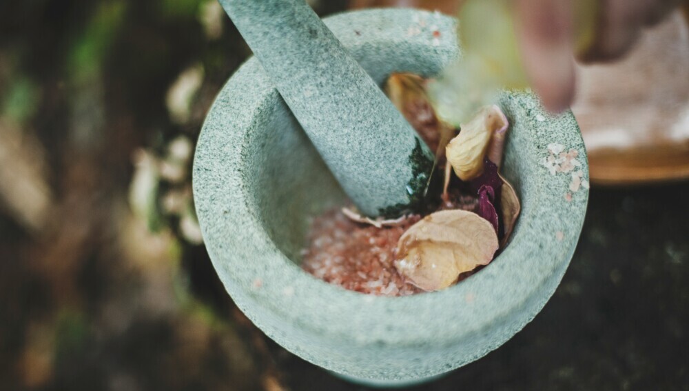 Herbal Salves And Balms - Organic Tea Healing